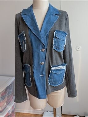Tricotto Gray Blazer with Blue Denim Trim and Patch Pockets